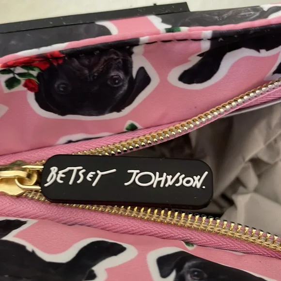 NWT Betsey Johnson Insulated Lunch Tote. Dog Lovers Design. - Picture 9 of 10